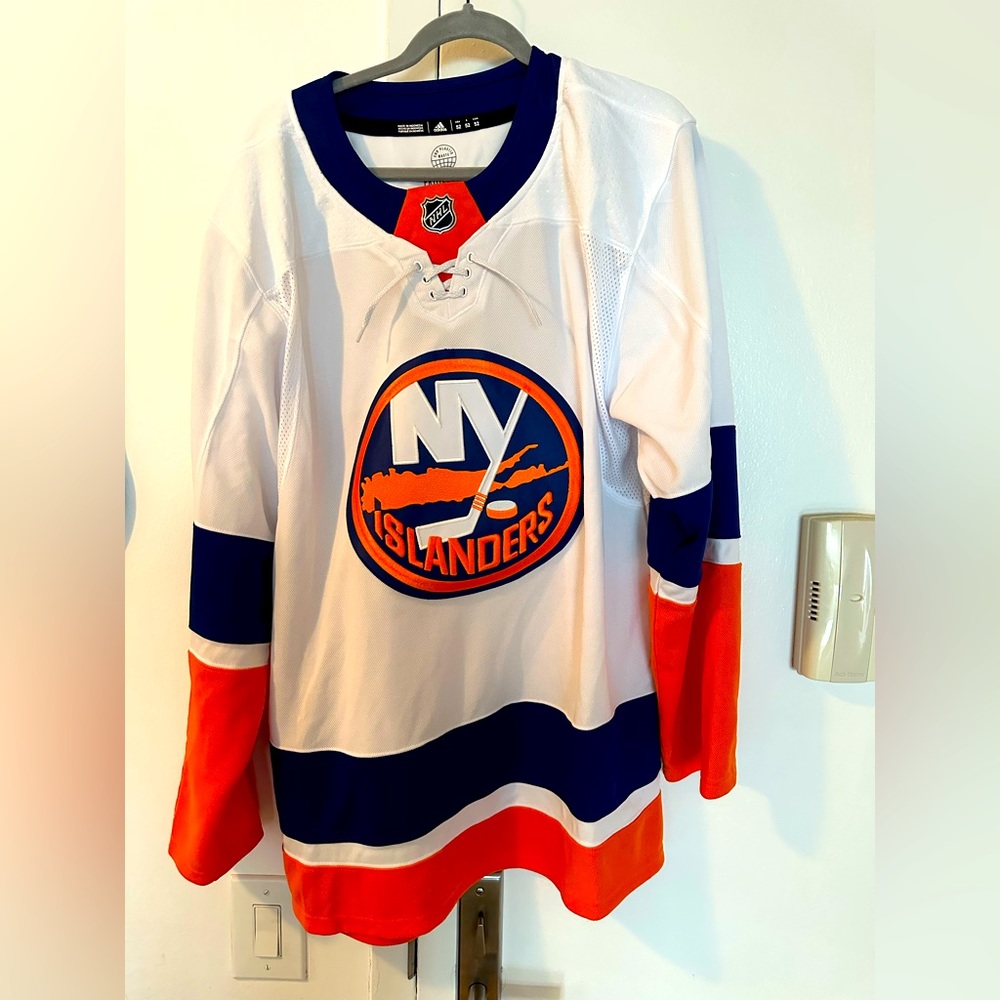 Islanders home jersey - size 52